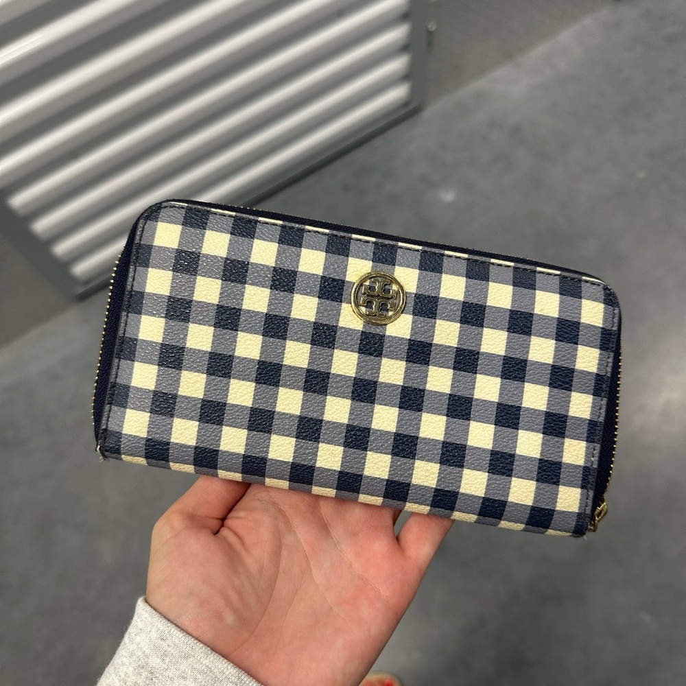 Tory Burch Blue and Cream Checkered Wallet